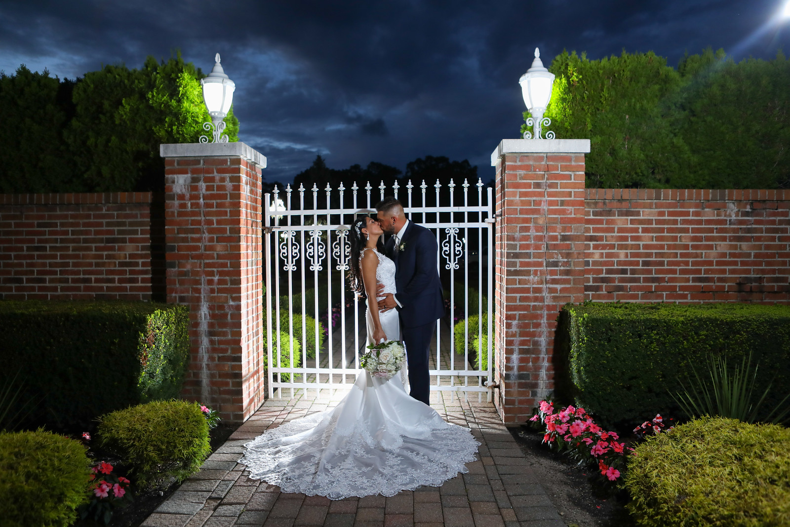 Northampton Outdoor- Bride and Groom Evening